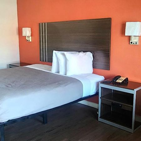 Econo Inn Lackland Afb-Seaworld San Antonio Zewnętrze zdjęcie